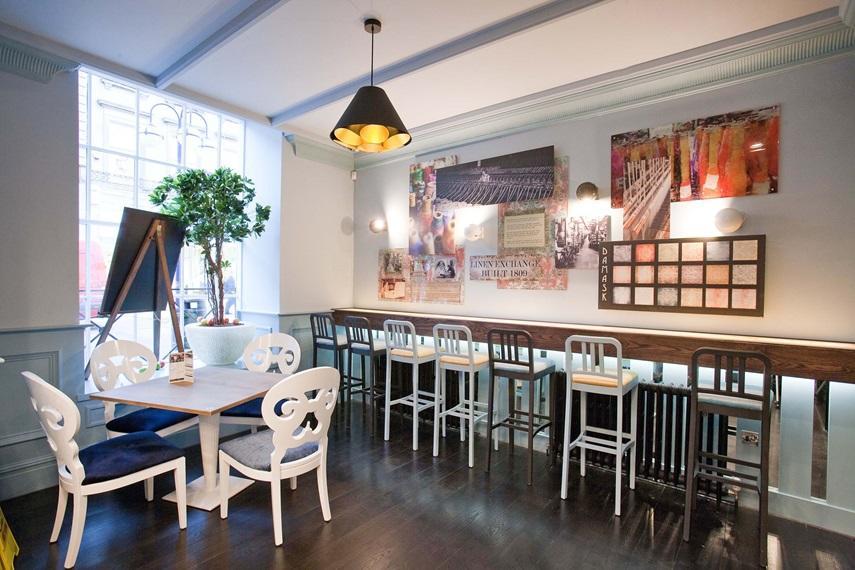 The Guildhall And Linen Exchange Wetherspoon ดันเฟิร์มลิน ภายนอก รูปภาพ